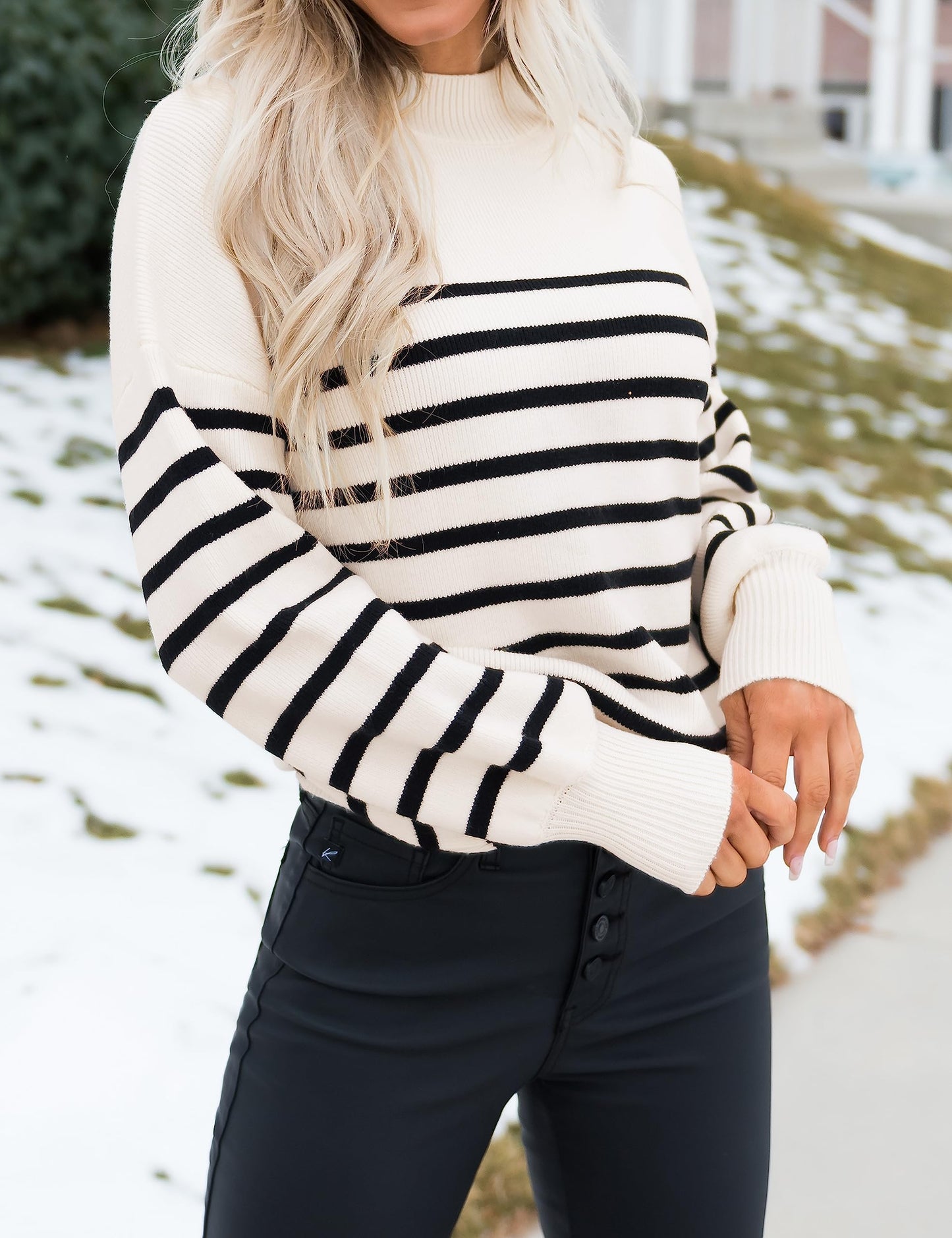 ZESICA Women's 2024 Fall Fashion Turtleneck Long Sleeve Striped Ribbed Knit Loose Pullover Sweater Tops